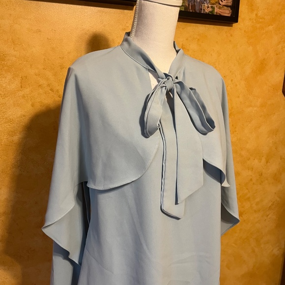 Chicwish - Light Blue Bowknot Cape Sleeves Blouse- Size M - Picture 11 of 12